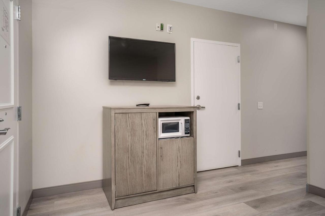 Lighthouse Suites - Best Western Signature Collection Emerald Isle Exteriör bild