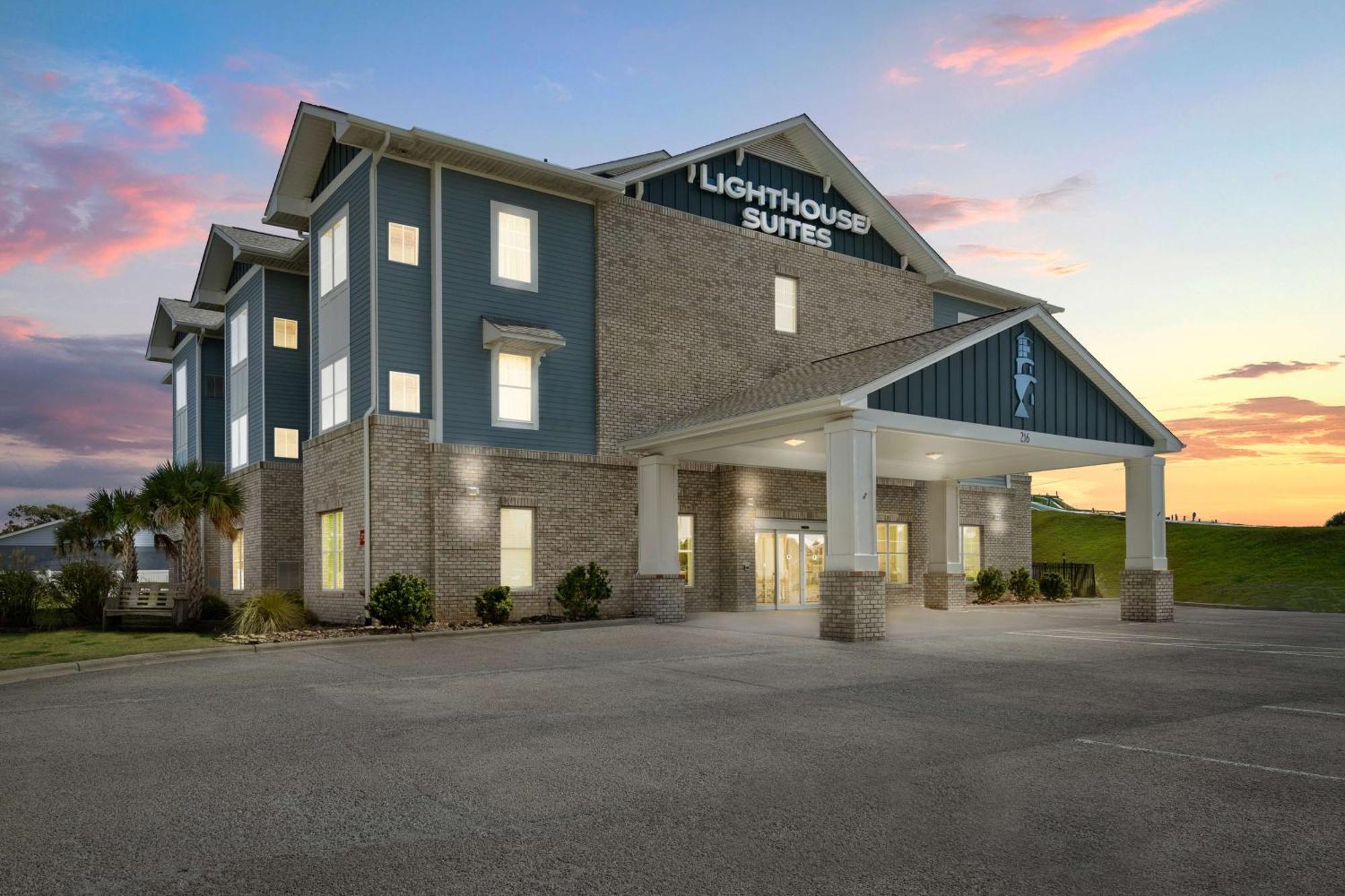 Lighthouse Suites - Best Western Signature Collection Emerald Isle Exteriör bild